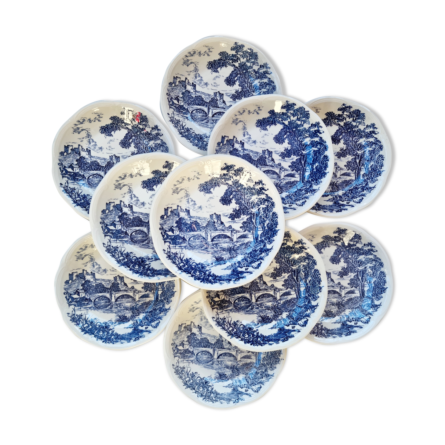 Lot de 11 assiettes calottes  de Gien