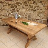 Farm table
