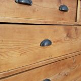 Commode ou meuble à tiroirs