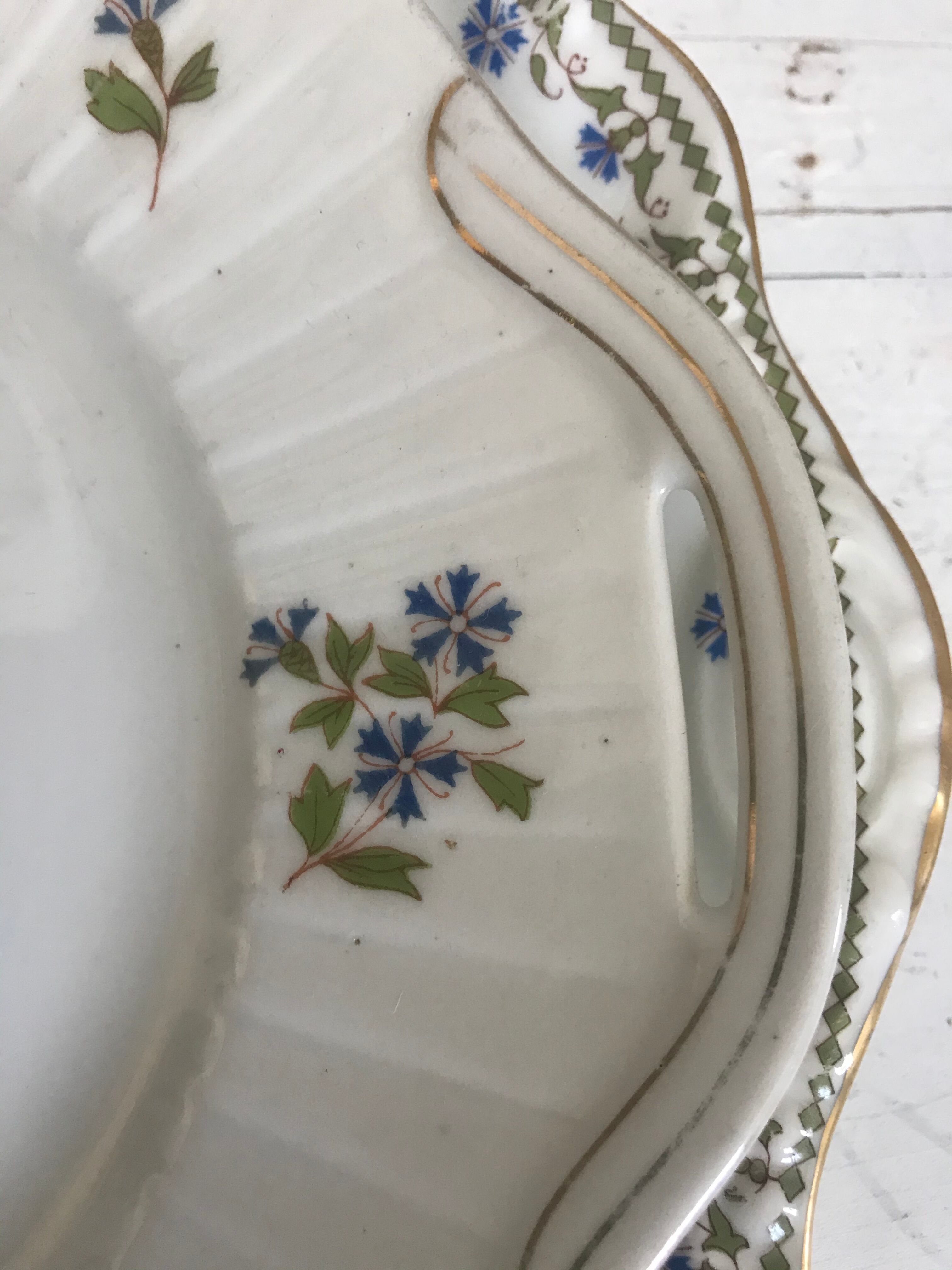 Plats assortis vintage