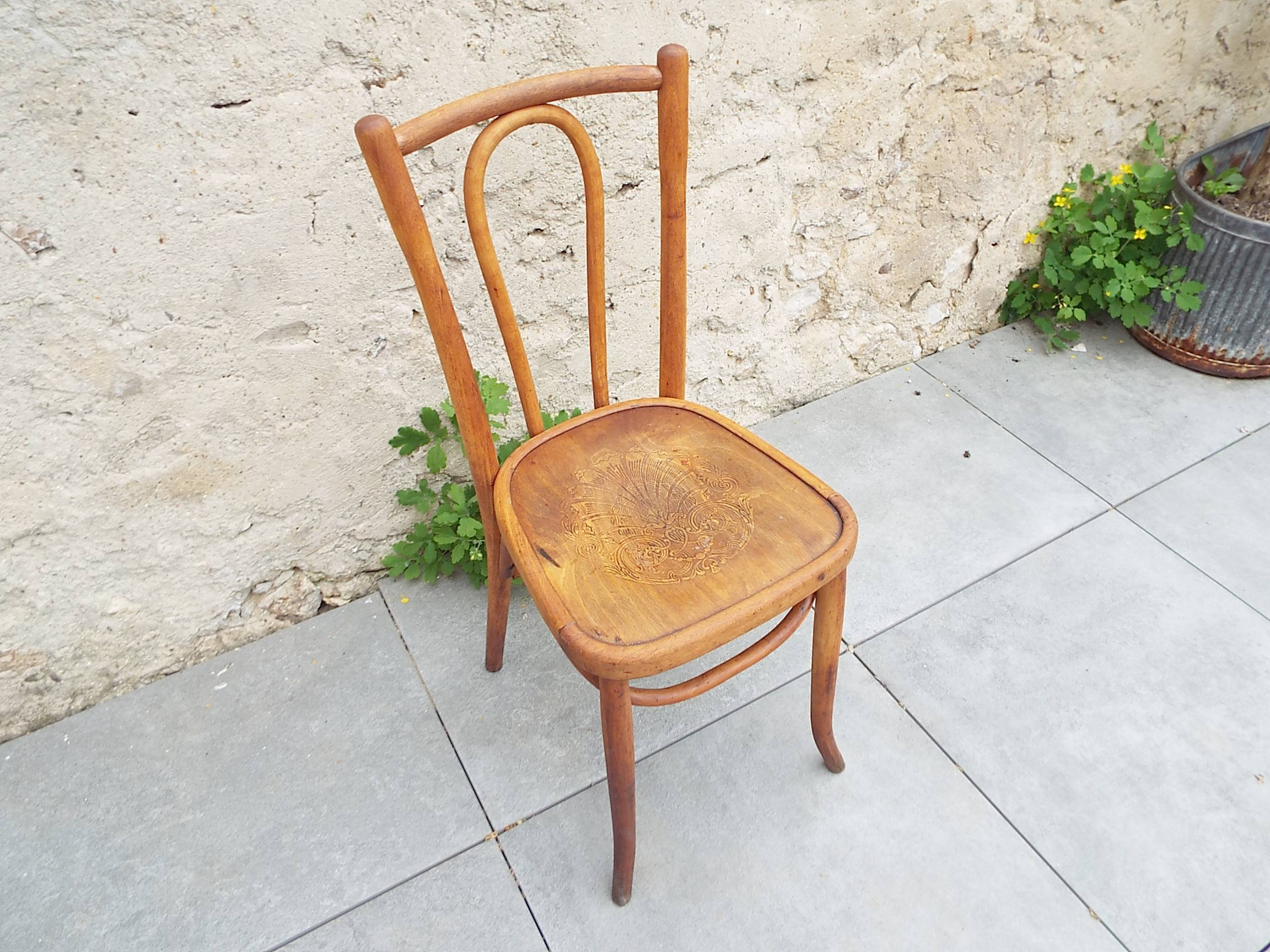 Bistro chair