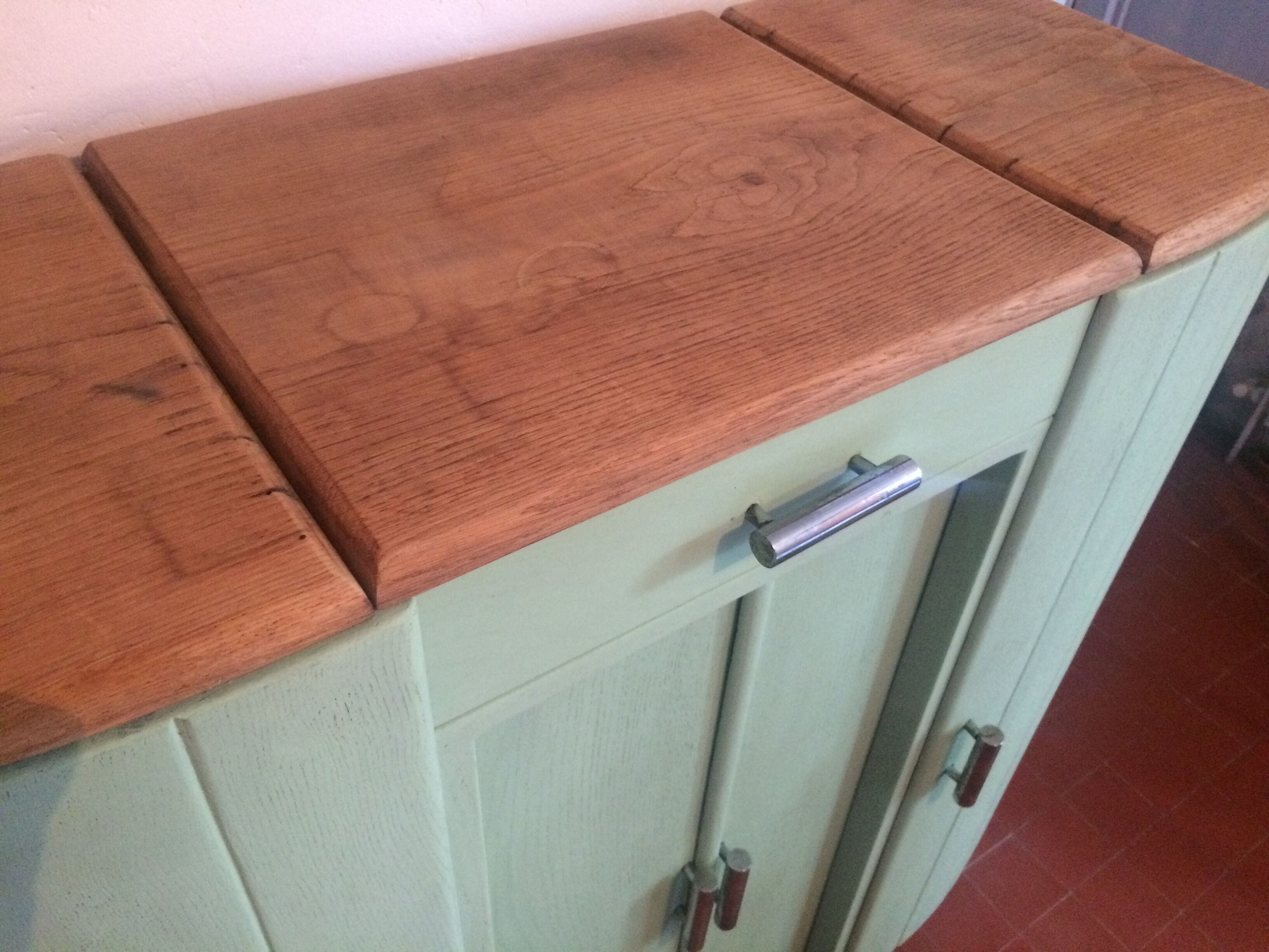 Buffet from the 1950s