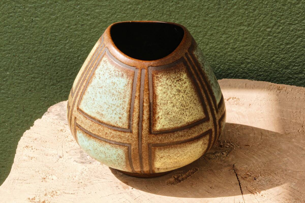 Modernist ceramic vase, 1960s