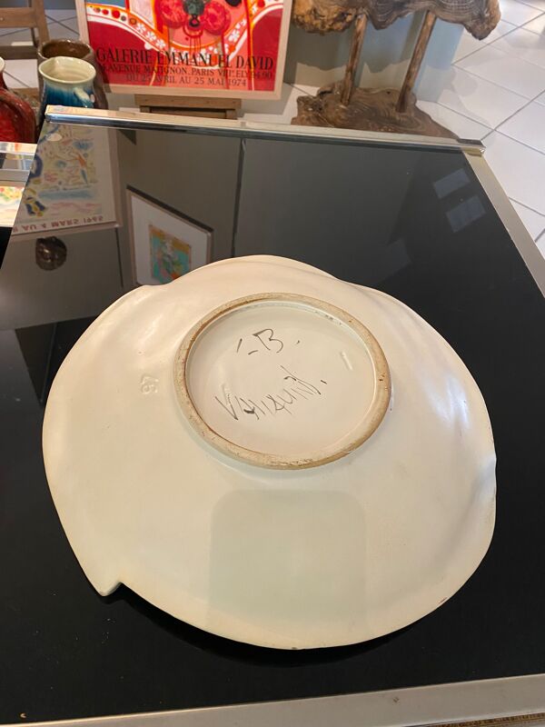 Coupe en céramique signée UGO Vallauris