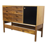 Commode à tiroirs en cerisier du milieu du siècle par Heals