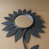 Metal flower mirror Chaty Vallauris, H 49.5 cm