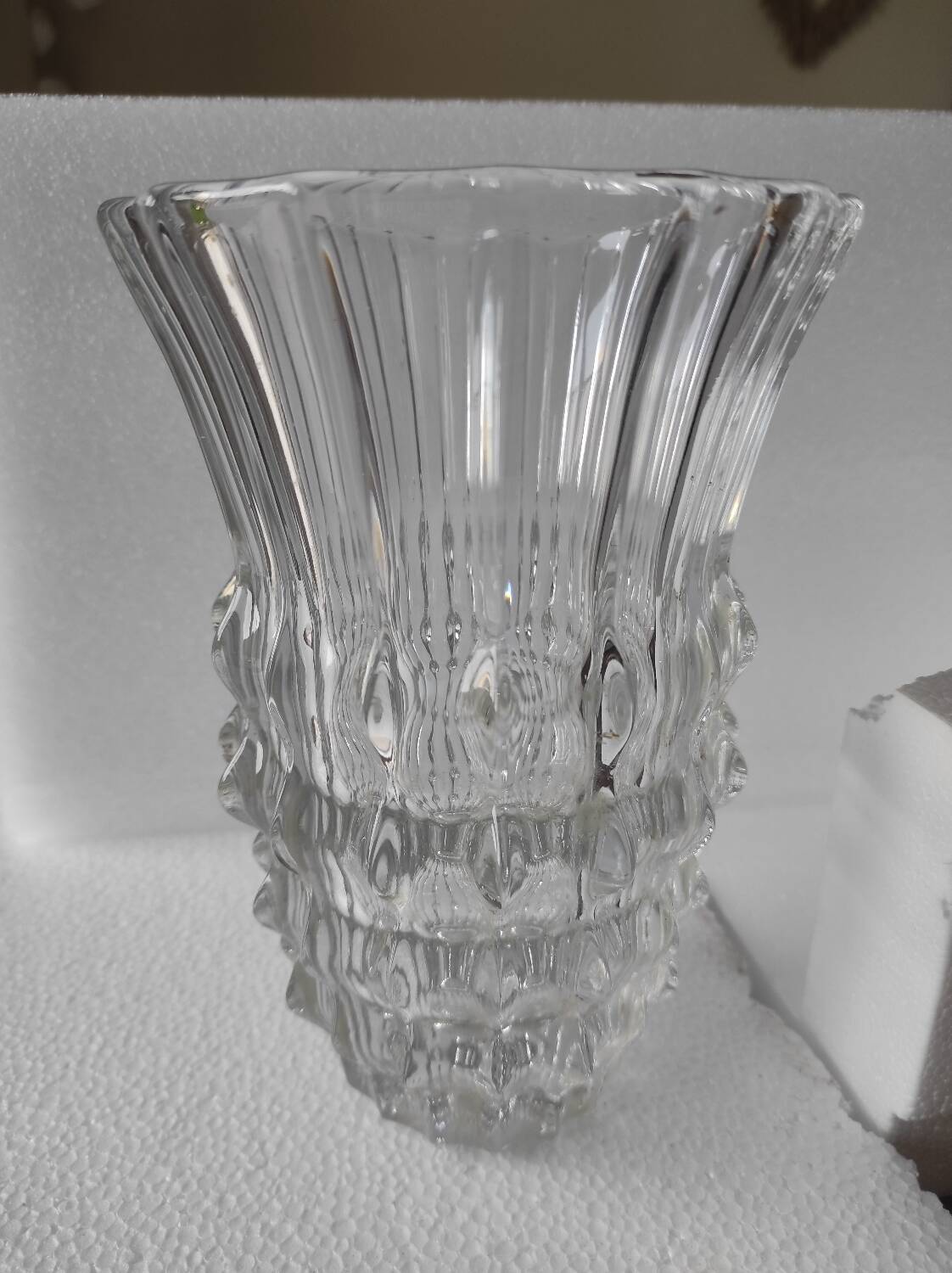 Molded glass vase "thorns"