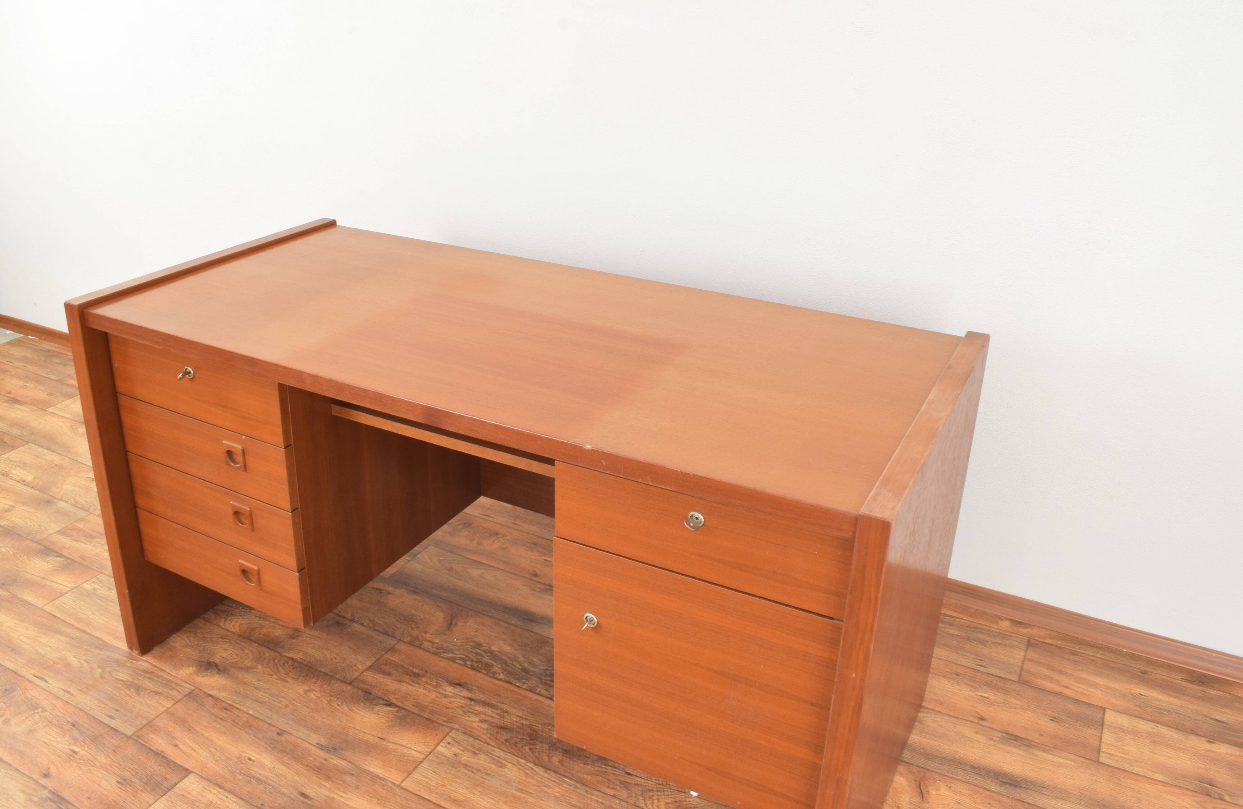 Mid-Century Danish Teak Desk, 1980s.
