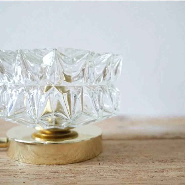 Table lamp with cut glass in the shape of a star.