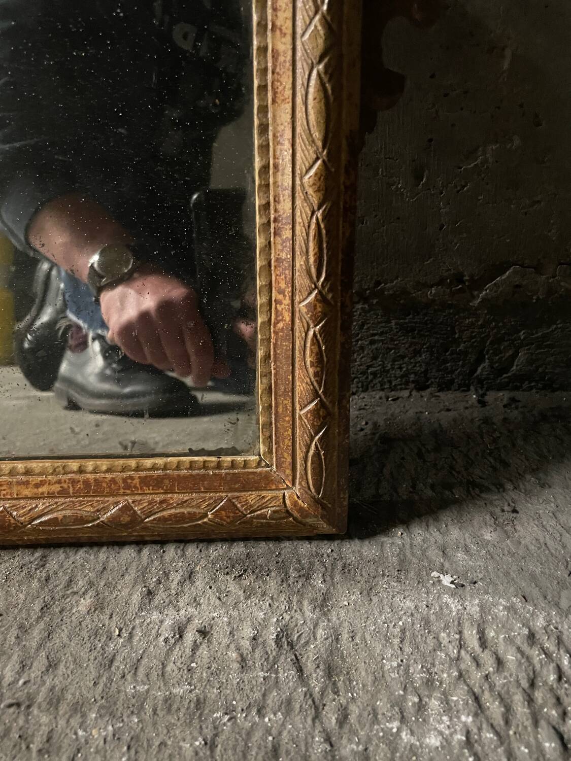 Folk art, Louis XVI style gilded mirror, 18th century