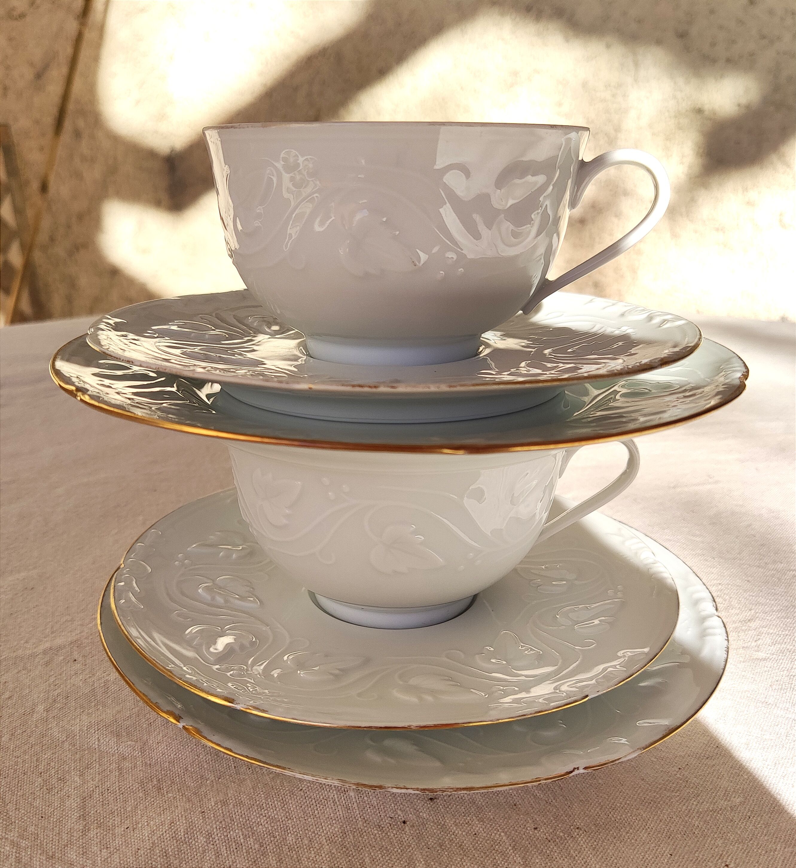 2 breakfasts in Havilland porcelain model Empress