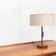 Lampe de table en teck type 25 milieu du siècle de Temde