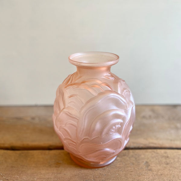 Pink satin glass "ripples" vase