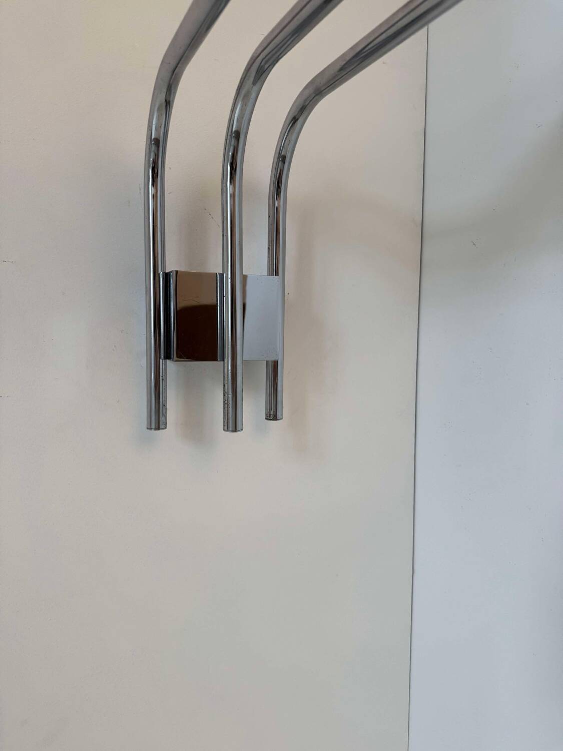 Vintage wall light 20581, chrome metal, by Verre Lumière Studio France 1978