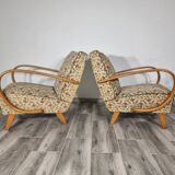 Art deco armchairs by Jindrich Halabala
