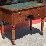 Small English mahogany desk