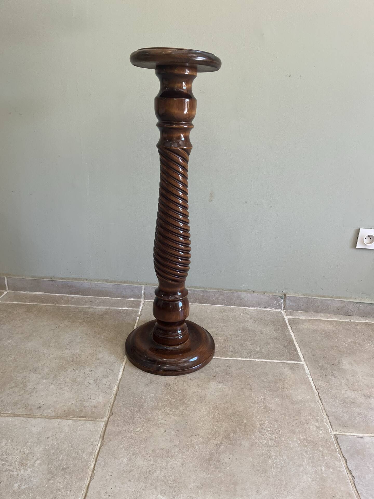 Twisted wooden stool