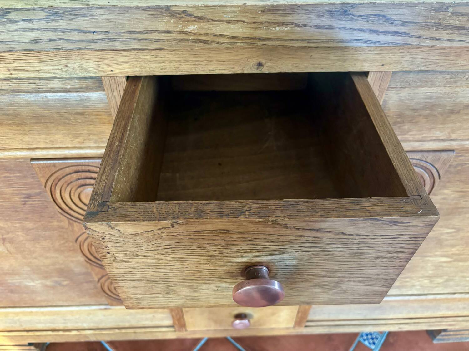 Enfilade inspired by the style of Charles Dudouyt.