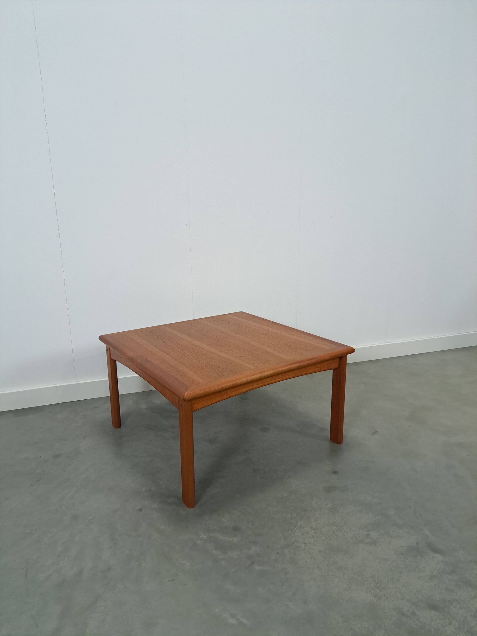 Deense vierkante Glostrup teak salontafel, nr, 4
