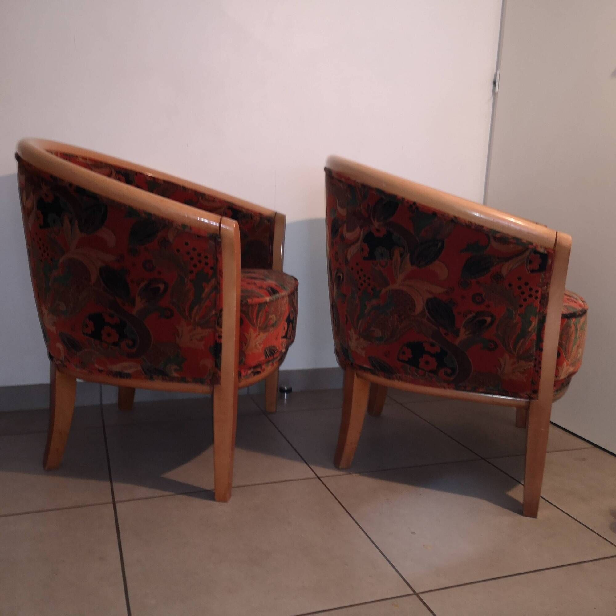 Pair of Neo-Art Deco gondola armchairs in vintage solid wood from the 1980s.