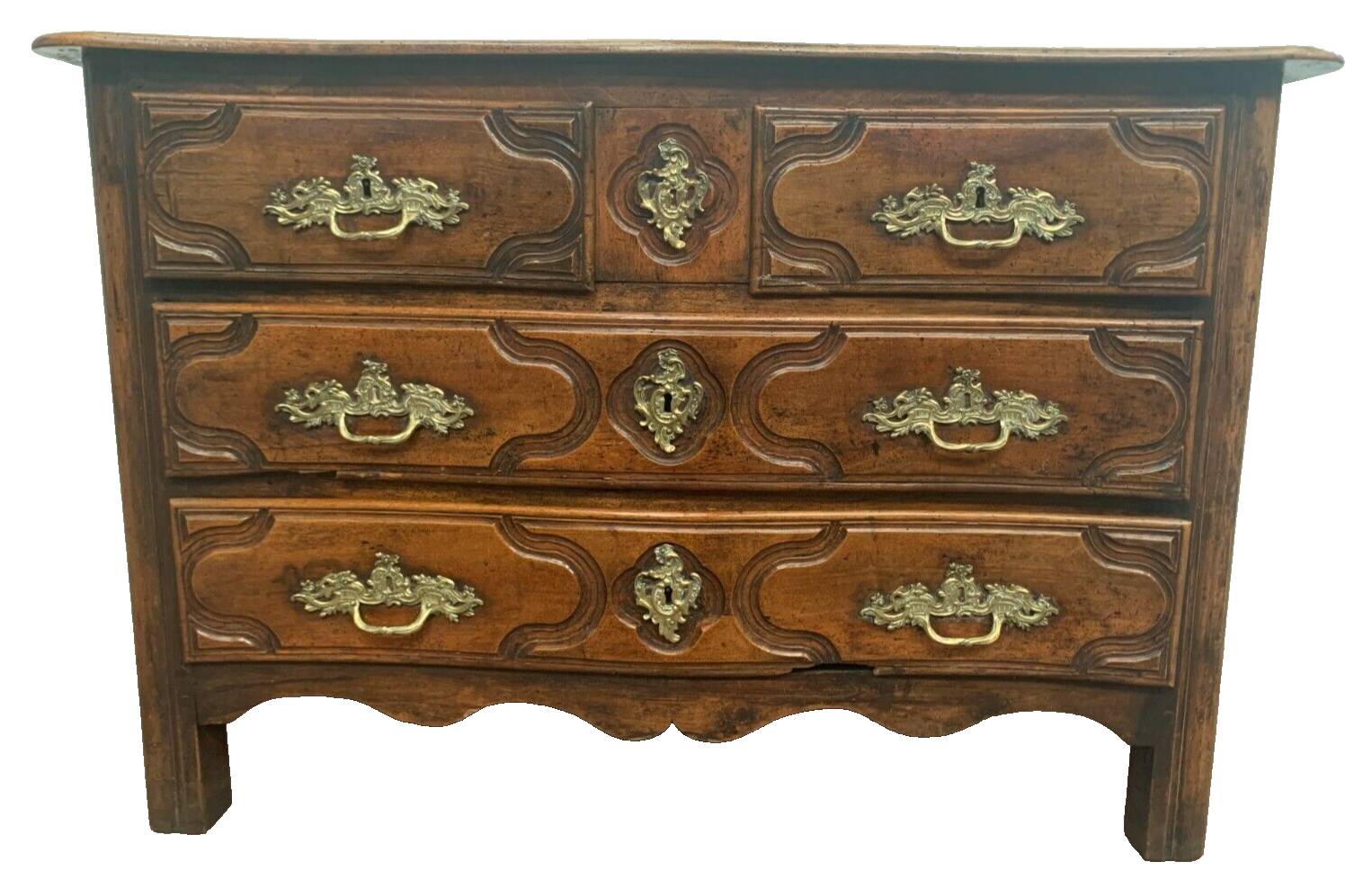 Commode Louis XIV en noyer massif XVIII siècle