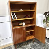 Vintage bookcase / showcase