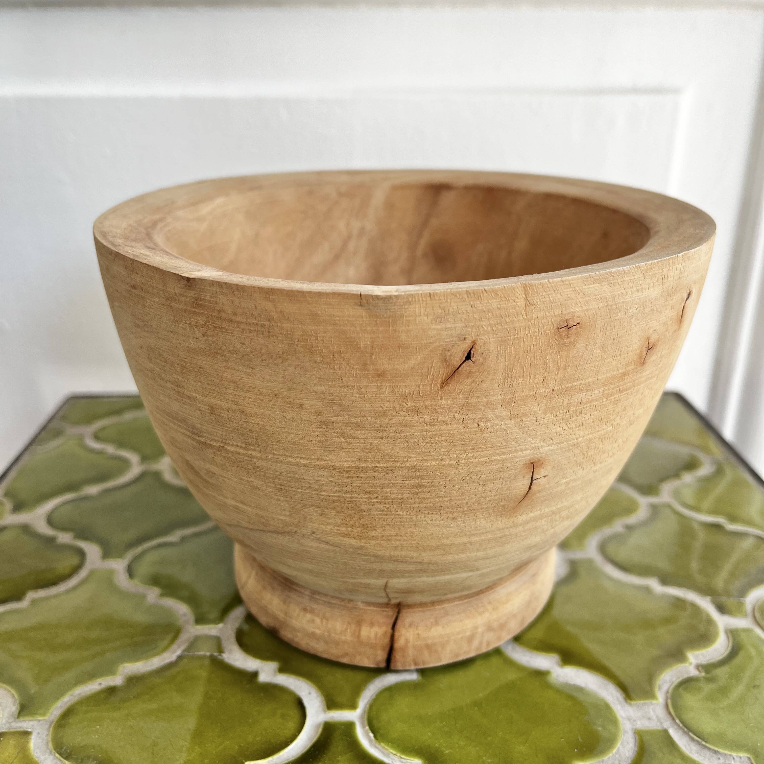 Cup raw solid wood