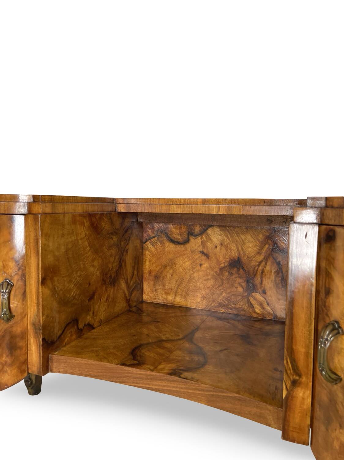 Italian console/petinuse from the 1930s