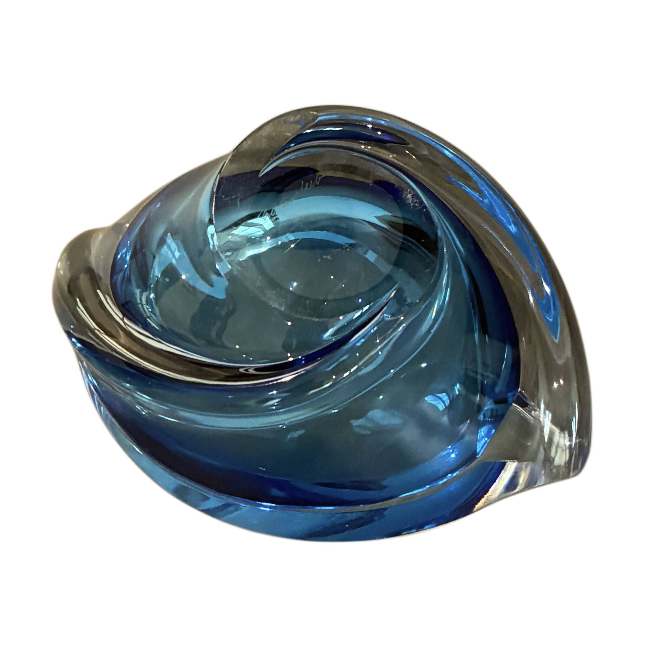 Val-saint-lambert, bowl or ashtray in cut crystal, around 1960