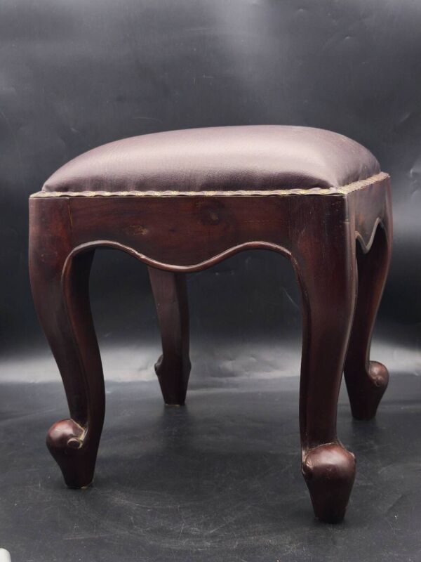 Tabouret repose-pied