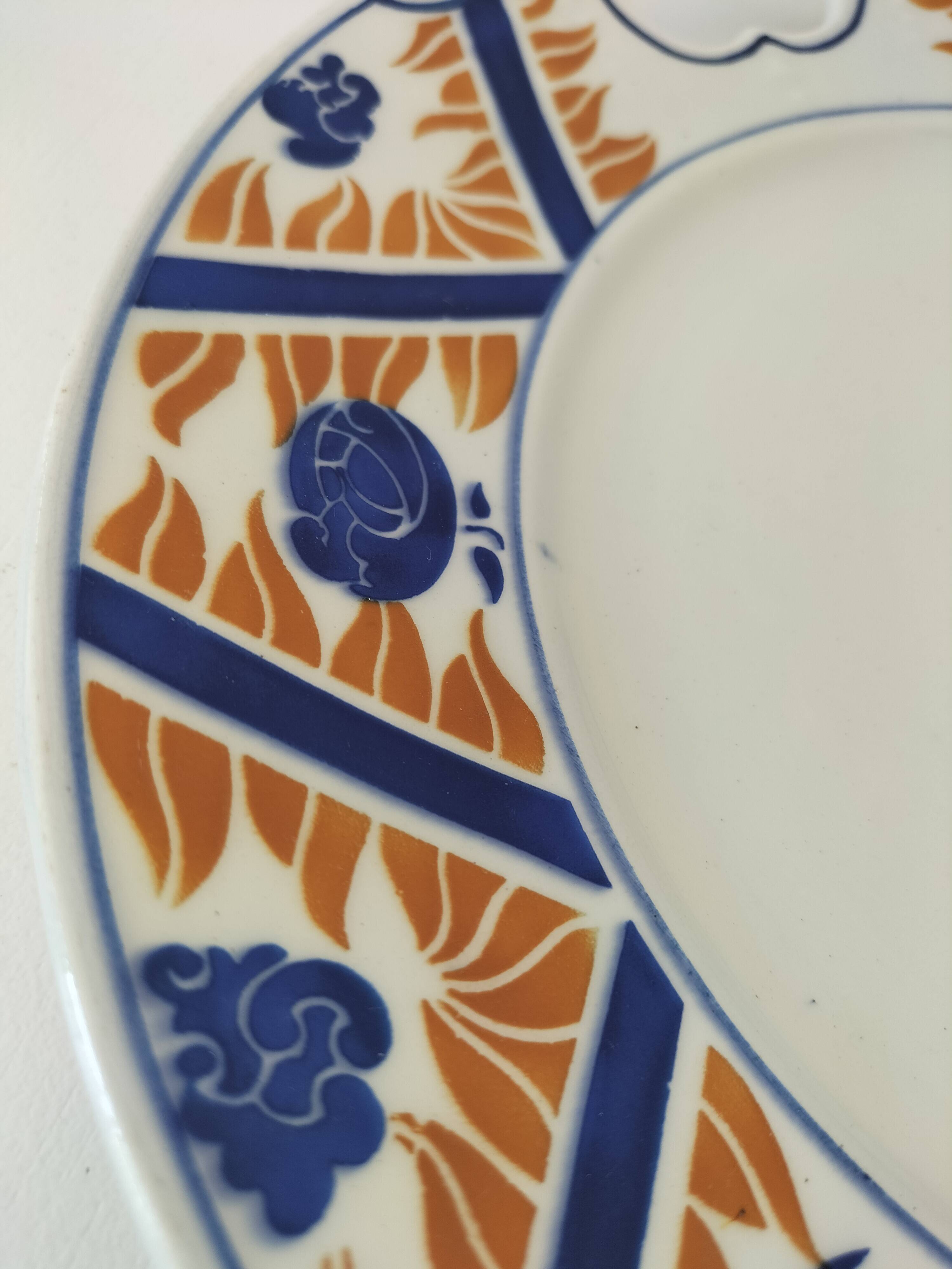 Moulin des Loups openwork dish, "Canada" model – blue and orange Imari decoration