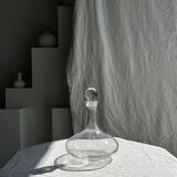 Flared decanter with round cap