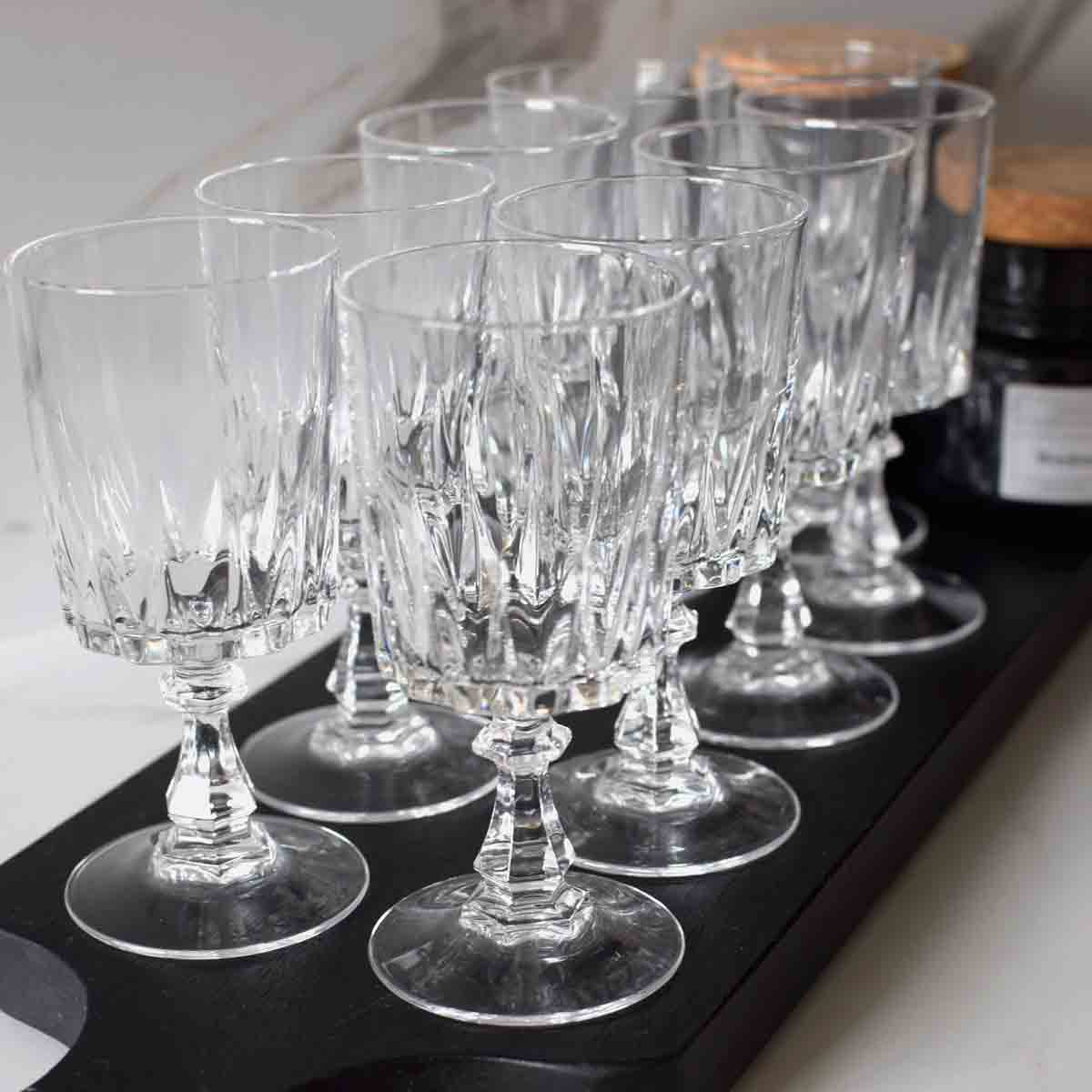 11 verres à liqueur en cristal d'Arques