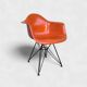 Fauteuil Eames DAR orange, base Eiffel originale, Herman Miller, 1960