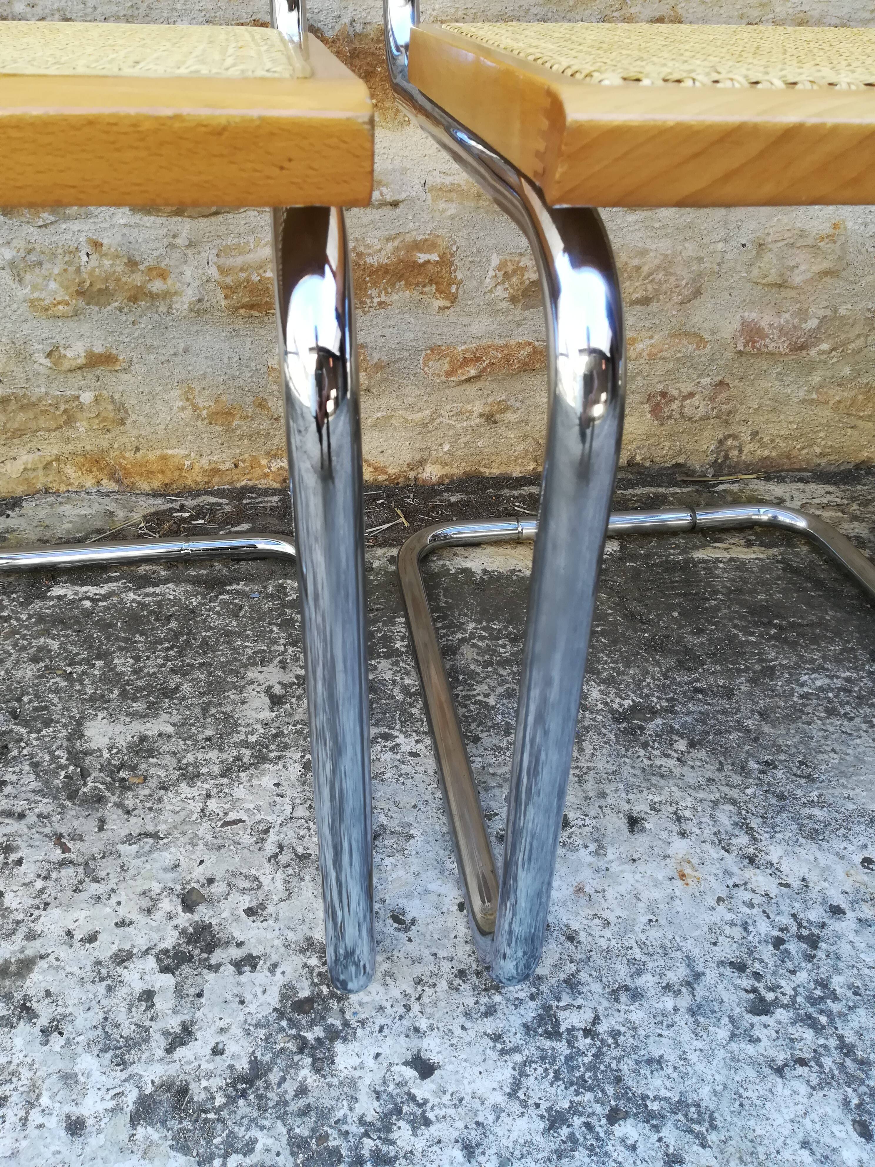 Four chairs Marcel Breuer cesca B32