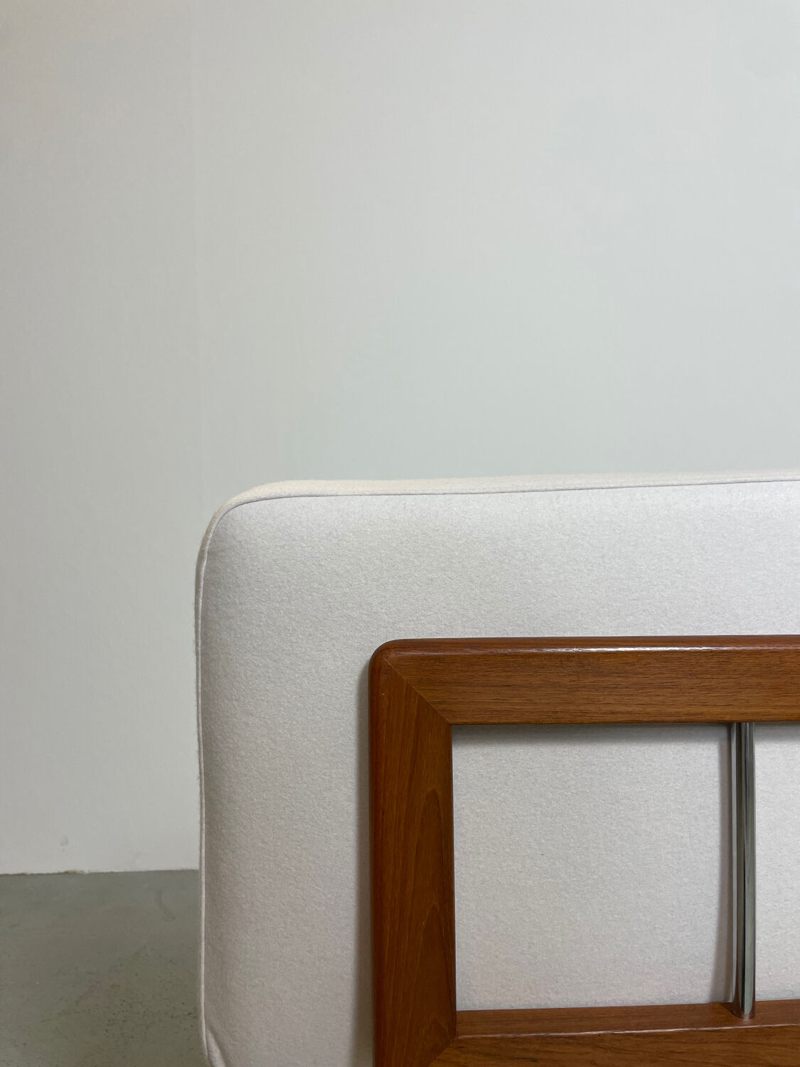 MidCentury 2-seater Model Minerva by Hvidt & Mølgaard