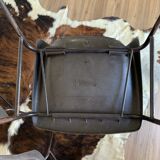 Chaise coque plastique marque Sitting