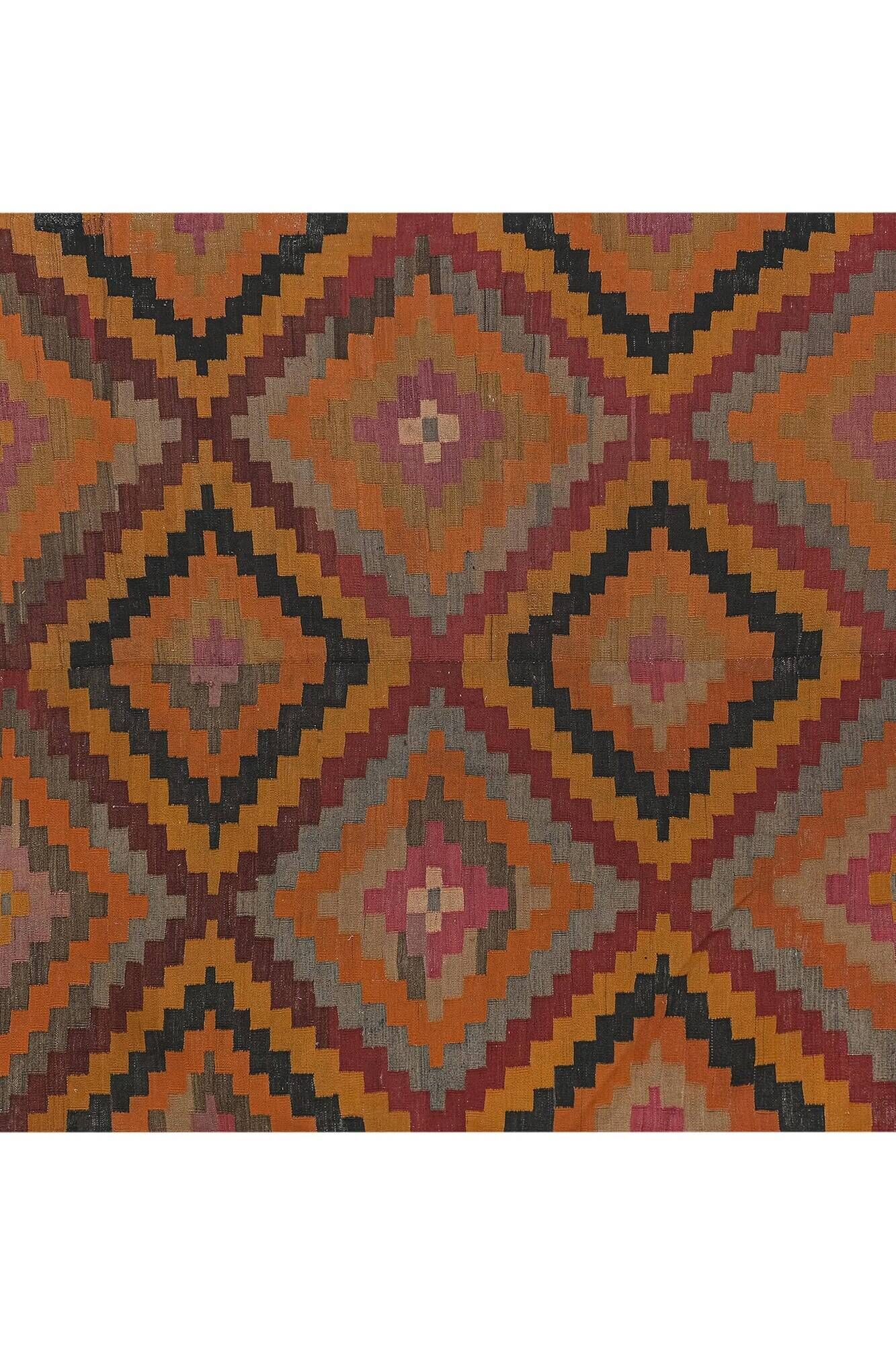 Vintage Turkish kilim, handwoven, 195x321 cm.