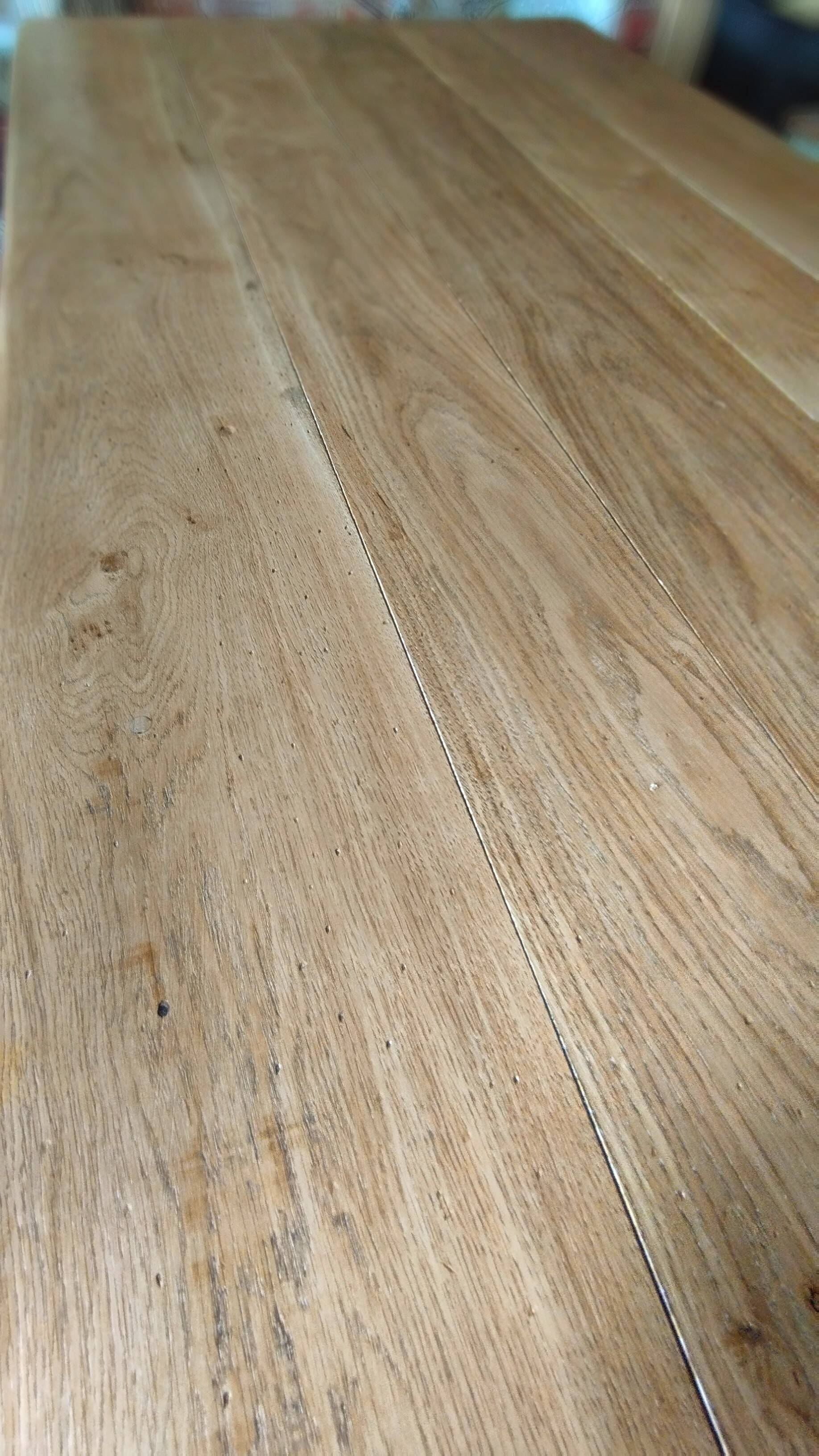 Rustic farmhouse table in solid oak with antique patina finish 200 x 90