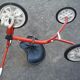 Tricycle ancien 2-3 ans pour tout petit  métal rouge vintage 70s