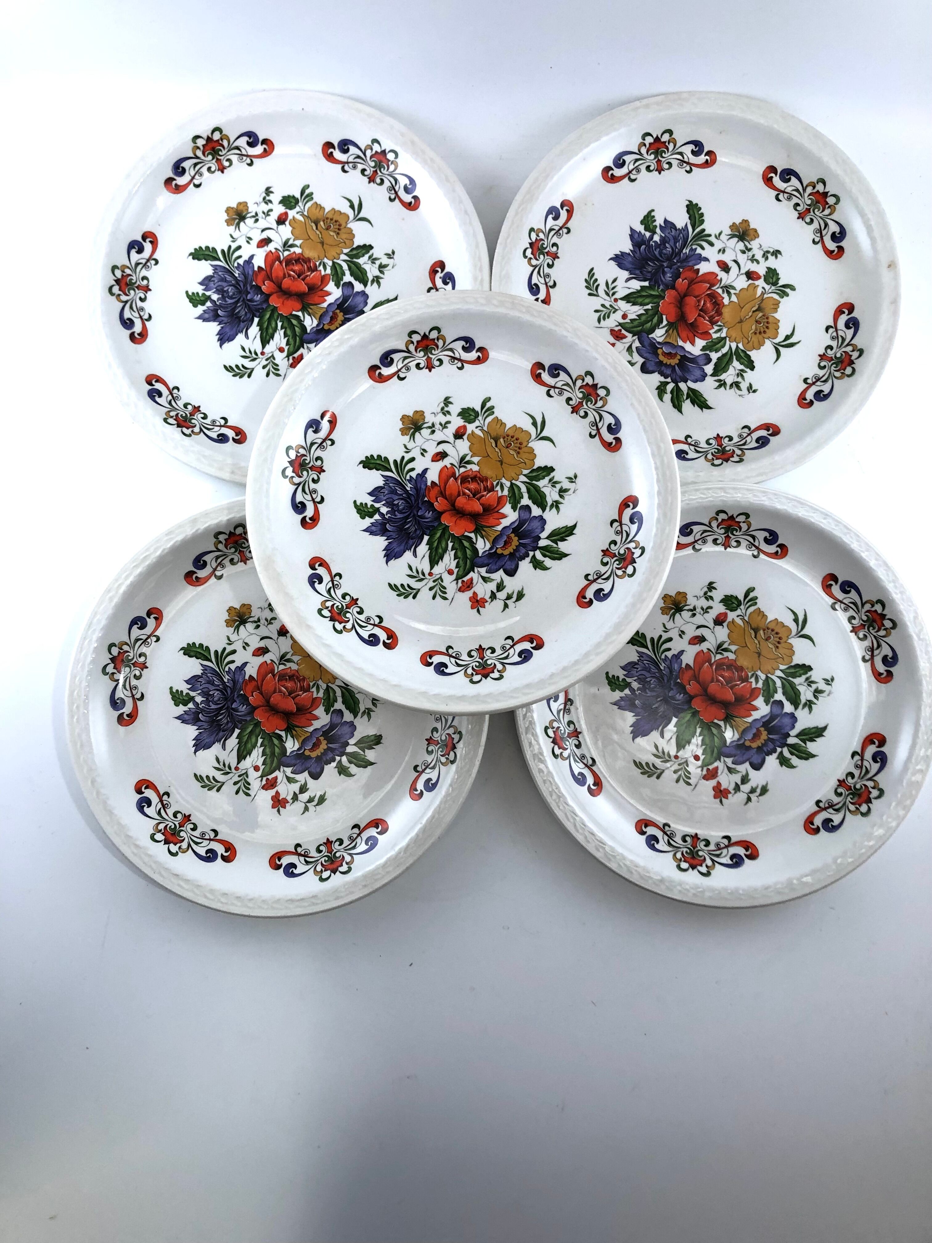 5 vintage dessert plates with fleur Moulin des Loups