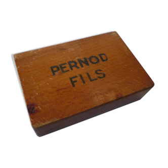 Card game "Pernod Sons" in its wooden box. Old advertising object