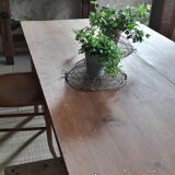 Farm table