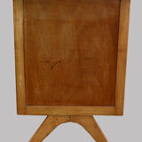 Child desk