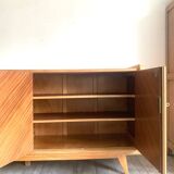 Sideboard with compass feet