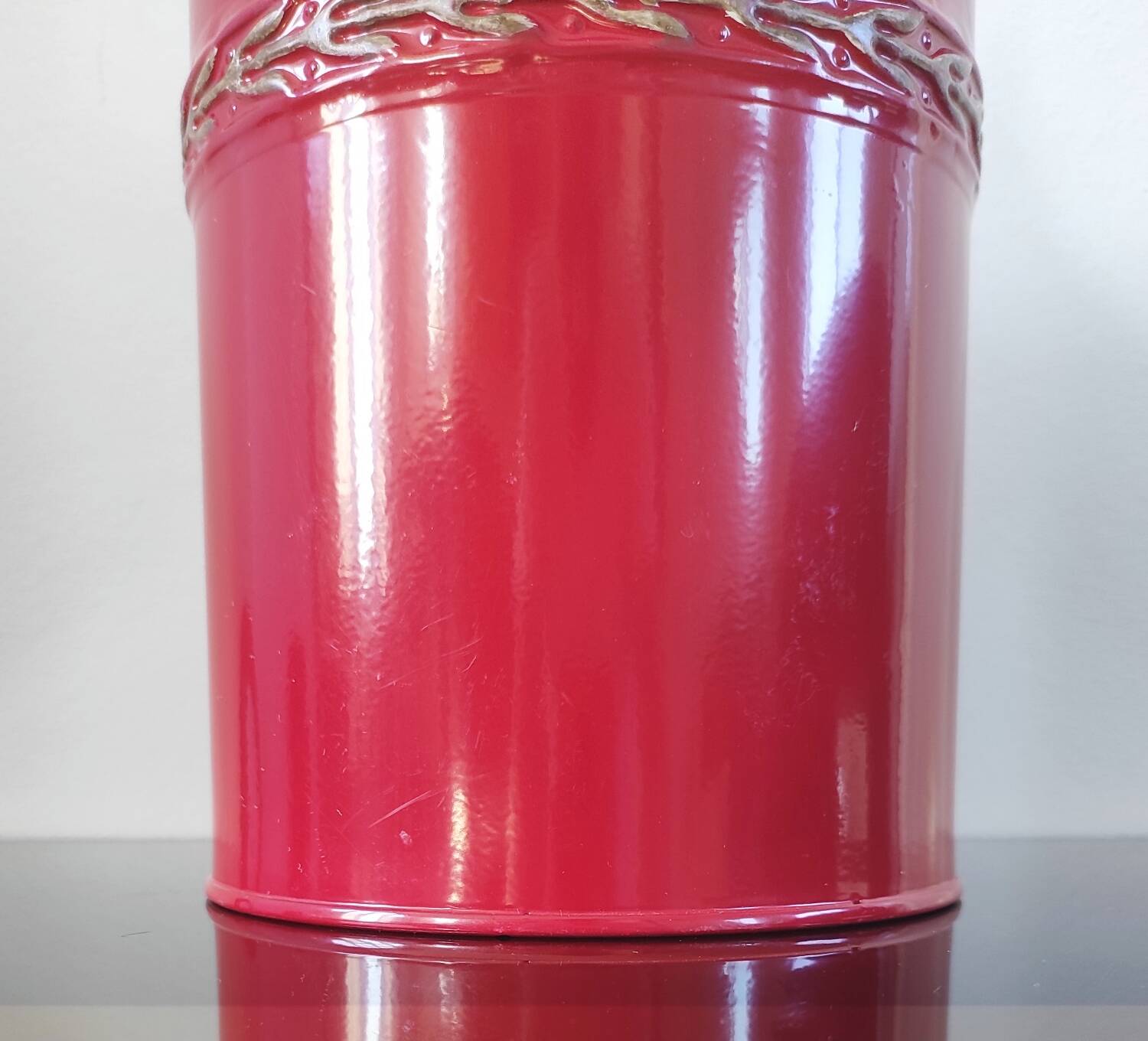 Large decorative red lacquered metal teapot - Vintage Asian style