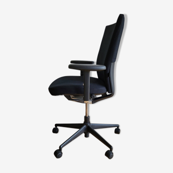 Vitra ID Soft office chair by Antonio Citterio