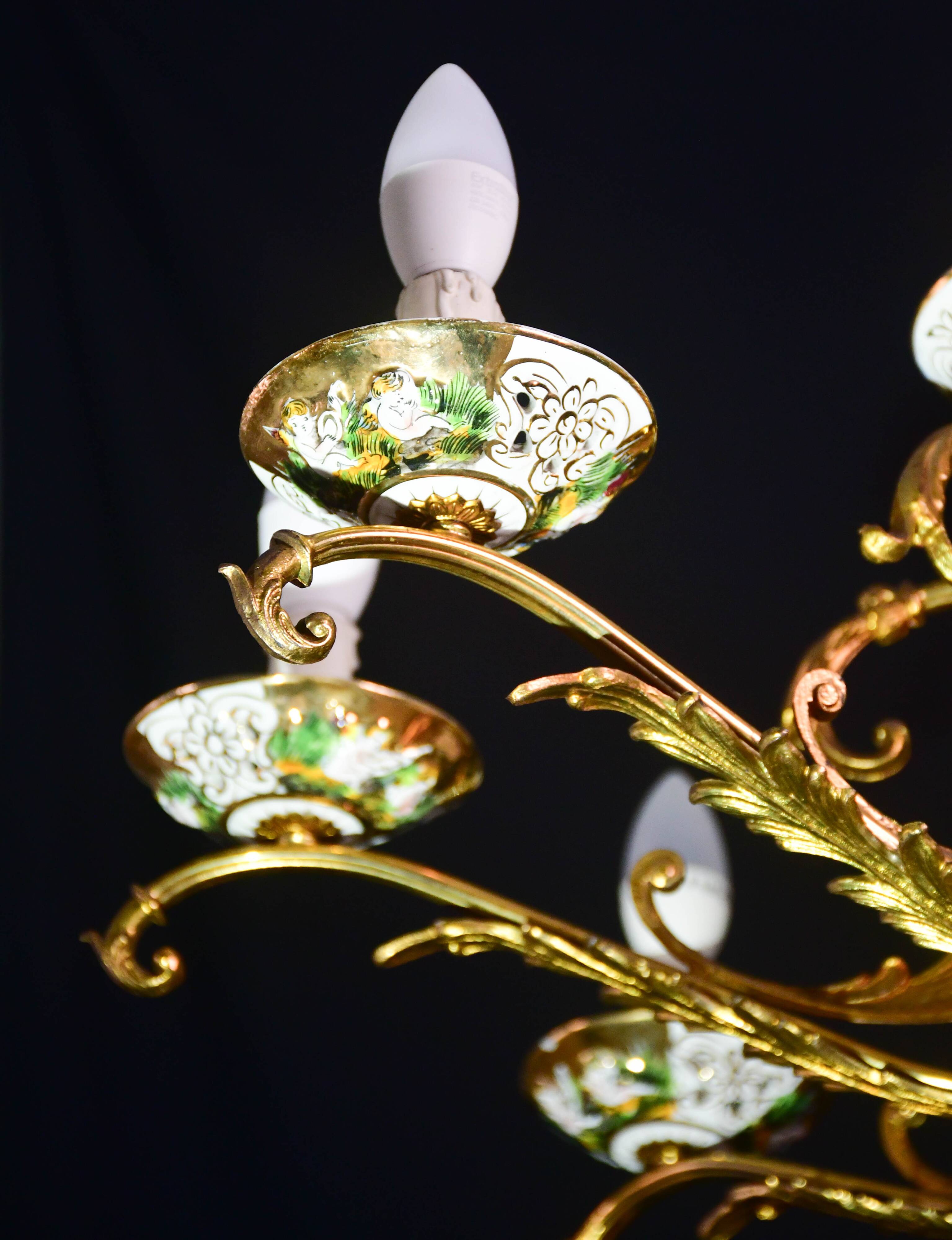 Manila, large size 12 light Italian vintage ceramic chandelier, 1960