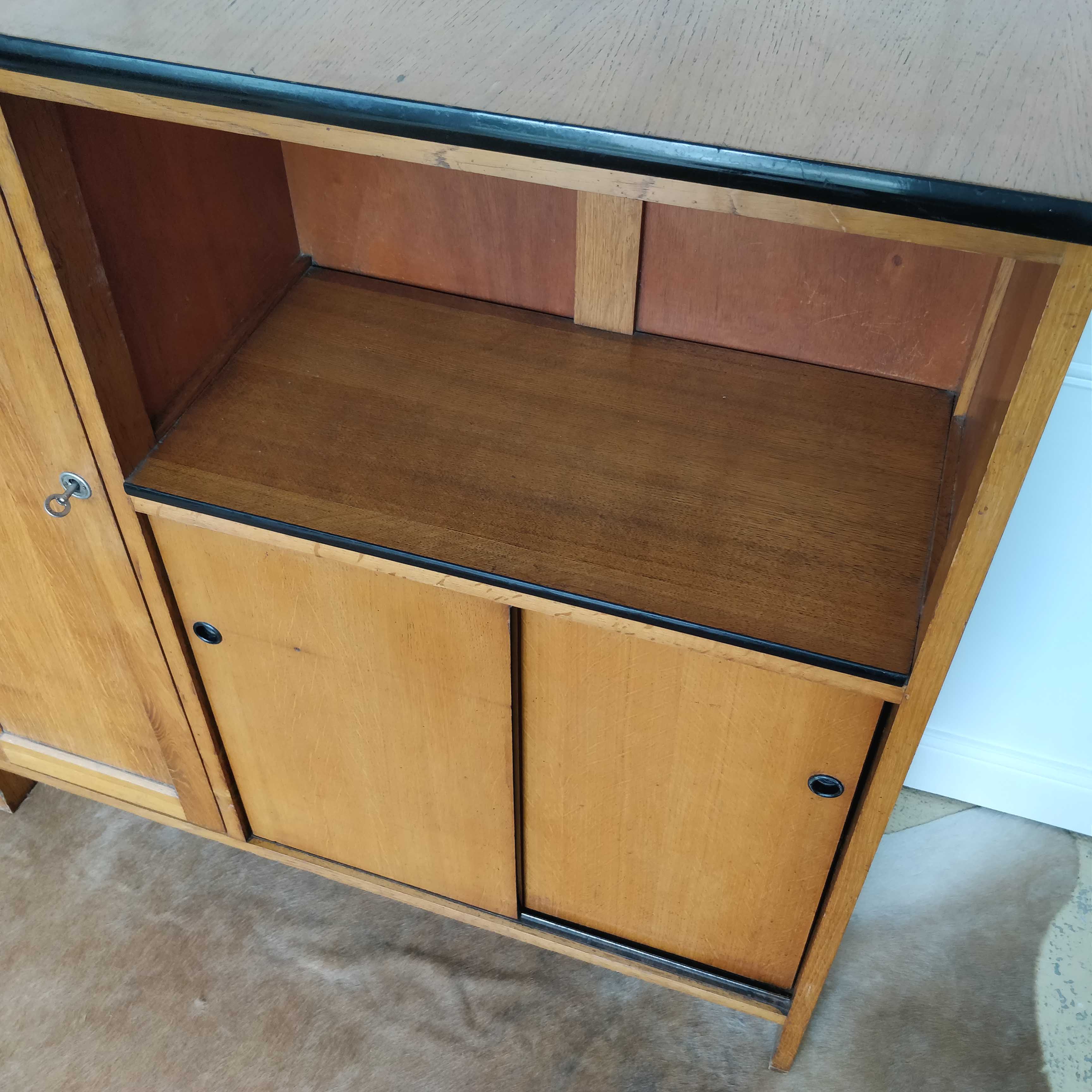 Vintage buffet 50/60