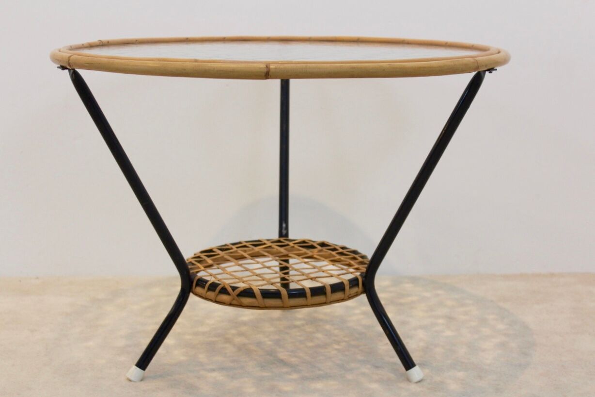 Table en verre et osier pour Rohé Noordwolde, Pays-Bas